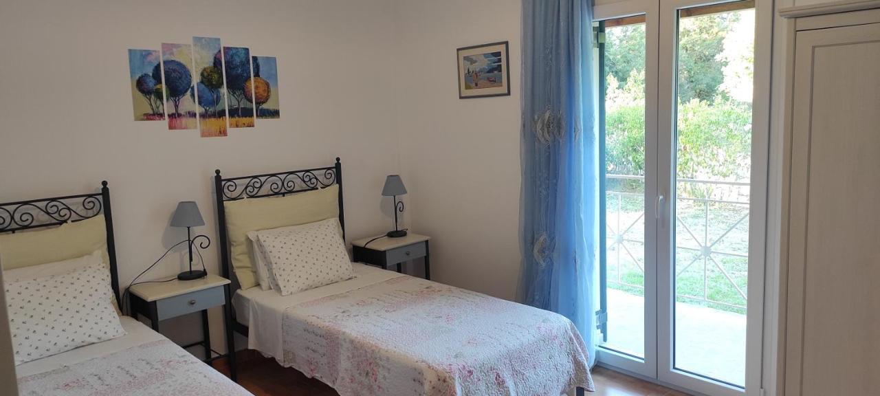 Villa Grecia Лиападес Екстериор снимка