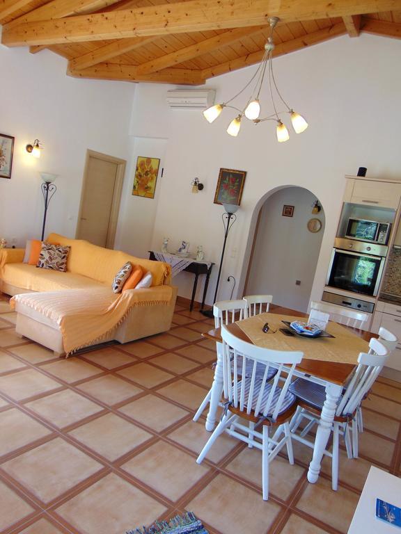 Villa Grecia Лиападес Екстериор снимка